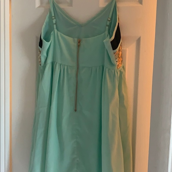 Mint green mini dress - Picture 4 of 7